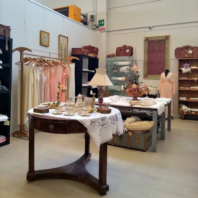 mercante in fiera di mano in mano